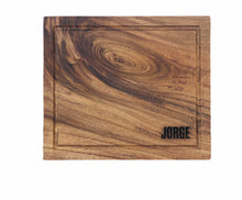 Cargar imagen en el visor de la galería, Tabla de Parota Regular (Personalizable) (35 x 30 x 2.2 cm)