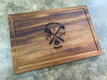 Cargar imagen en el visor de la galería, Tabla de Parota XL (Modelo Golf & Grill)