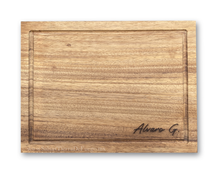 Cargar imagen en el visor de la galería, Tabla de Parota L (Personalizable) (40 x 30 x 2.2 cm)