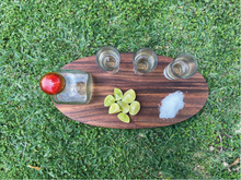 Cargar imagen en el visor de la galería, Tequilero / Mezcalero / Tabla Parrillera Ovalado (Personalizable)  (50 x 22 x 2.2 cms)
